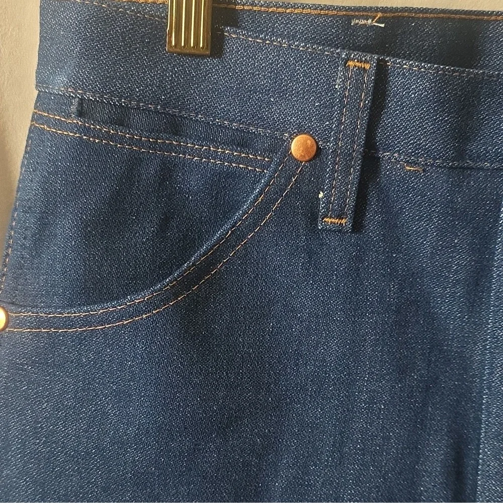 NWOT Y2K Wrangler Cowboy Cut Men's Dark Wash Blue Denim Straight Leg Jeans